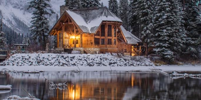 The Different Types of Lake Homes and How to Choose The Perfect One For You