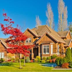 7 Ways to Boost Your Home’s Fall Curb Appeal